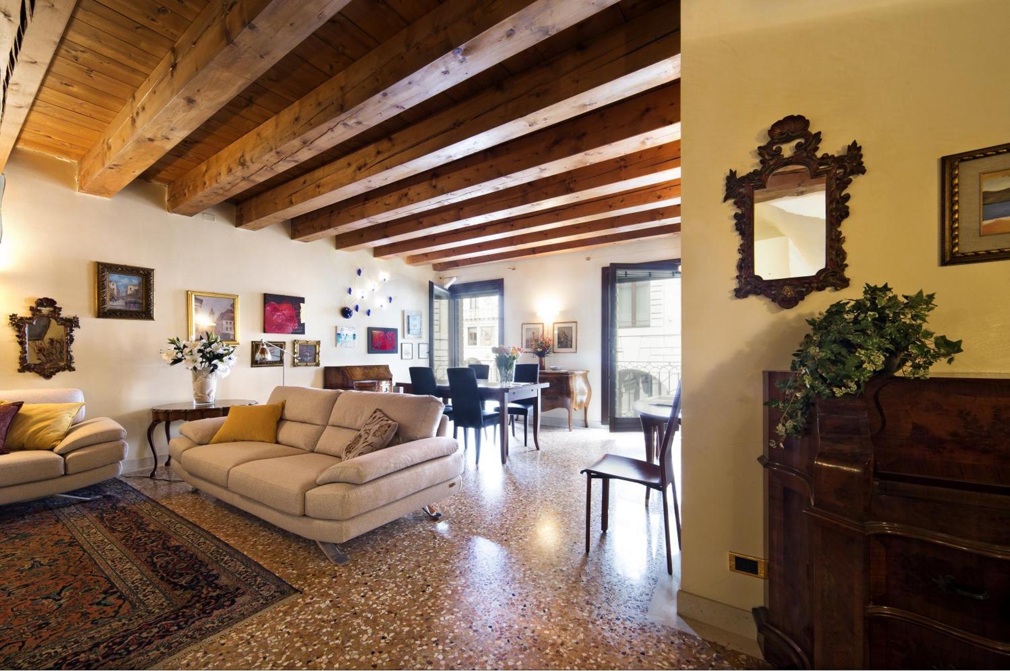 Padovaresidence Apartments - Vista Piazza Delle Erbe E Palazzo Della Ragione Luaran gambar