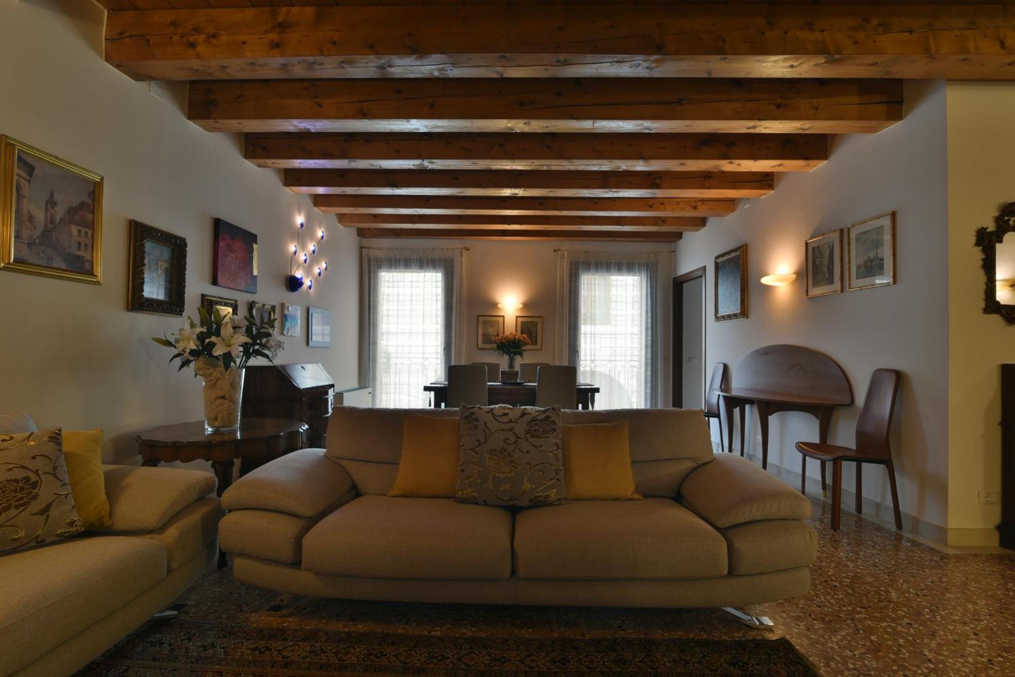 Padovaresidence Apartments - Vista Piazza Delle Erbe E Palazzo Della Ragione Luaran gambar